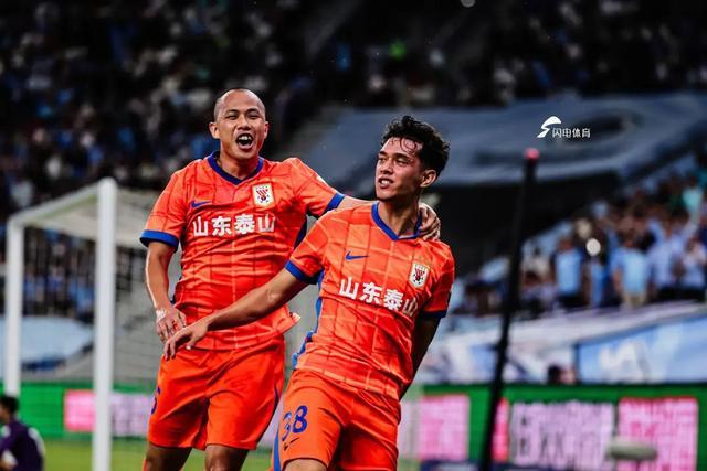 战胜深圳新 战胜深圳新