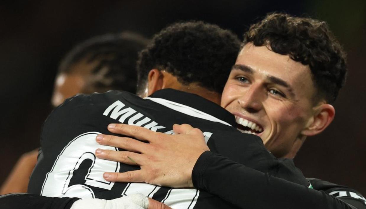 分钟, 登无疑是全, 皮球应声入 分钟, 登无疑是全, 皮球应声入