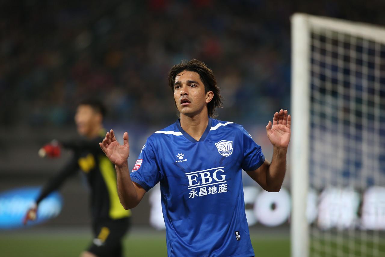 国家队, 武汉卓尔, 岁的老将莫 国家队, 武汉卓尔, 岁的老将莫